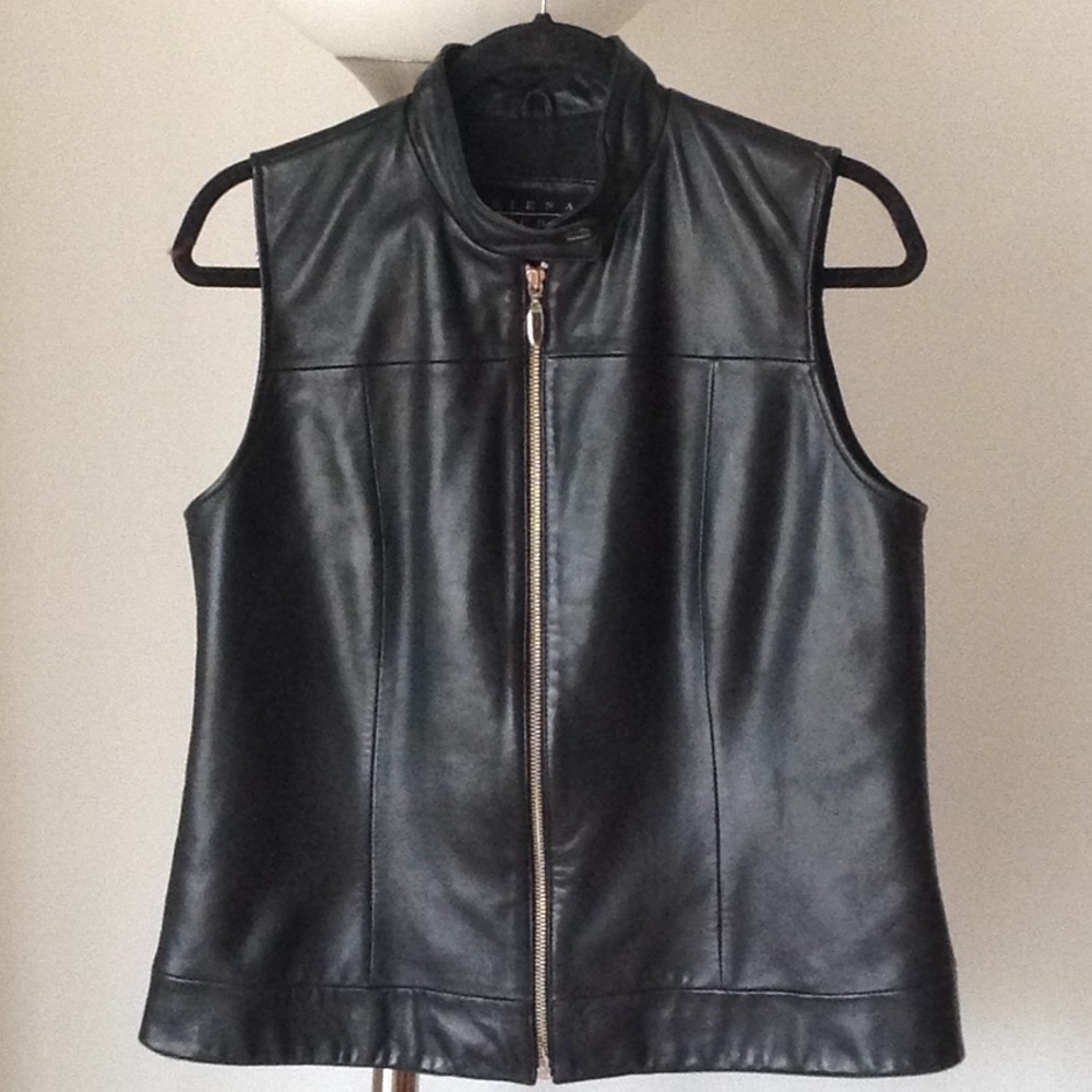 🔴 Siena Studio - 100% Butter Soft Leather Vest